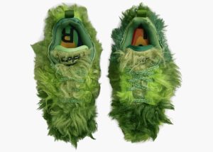 Front view of Nike CPFM Flea 1 Cactus Plant Flea Market Grinch sneaker.