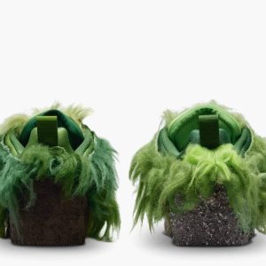 Back view of Nike CPFM Flea 1 Cactus Plant Flea Market Grinch sneaker.